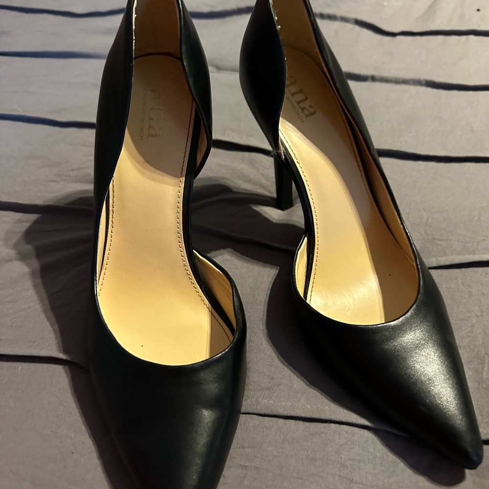 A.n.a. black stiletto heels 9.5 - Picture 3 of 3